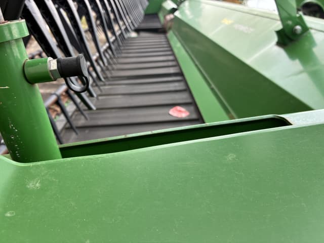 Image of John Deere RD40F equipment image 1