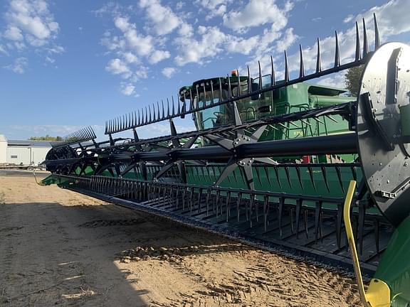Image of John Deere RD40F equipment image 2