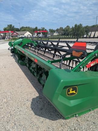 Image of John Deere RD40F equipment image 4