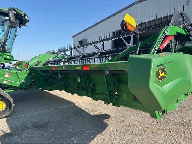 Image of John Deere RD40F equipment image 2