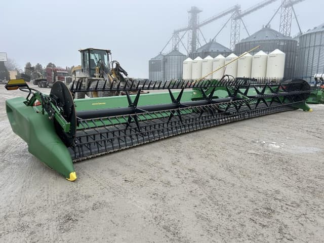 Image of John Deere RD40F equipment image 1