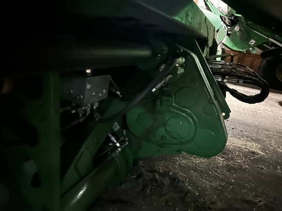 Image of John Deere RD40F equipment image 1