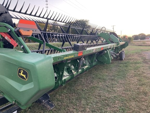 Main image John Deere RD40F