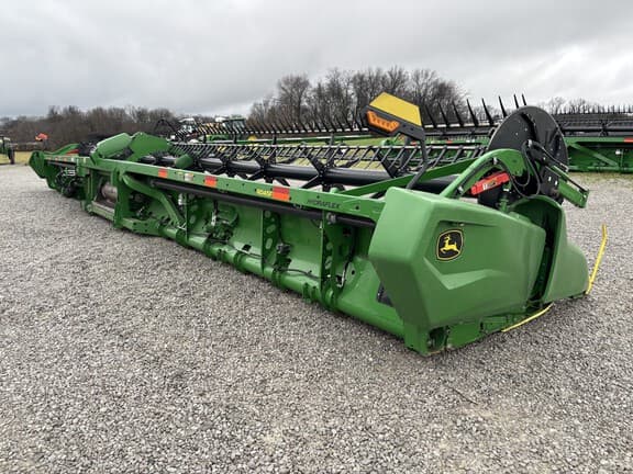Image of John Deere RD45F equipment image 3