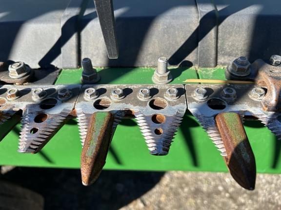 Image of John Deere RD45F equipment image 4