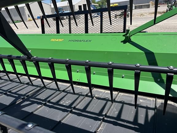 Image of John Deere RD45F equipment image 2