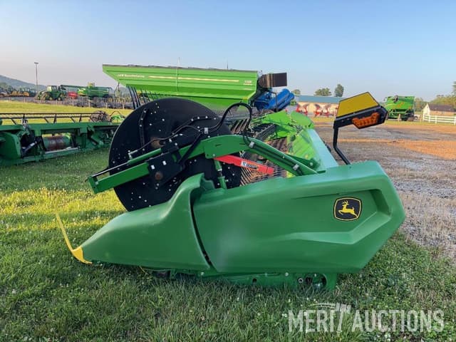 Image of John Deere RD45F equipment image 1