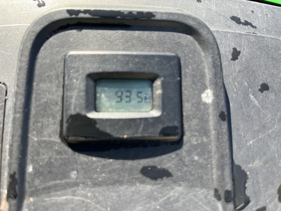 Image of John Deere S100 equipment image 4