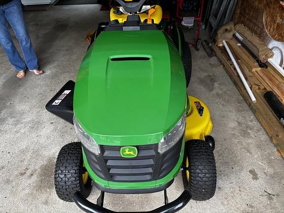 Image of John Deere S130 equipment image 1