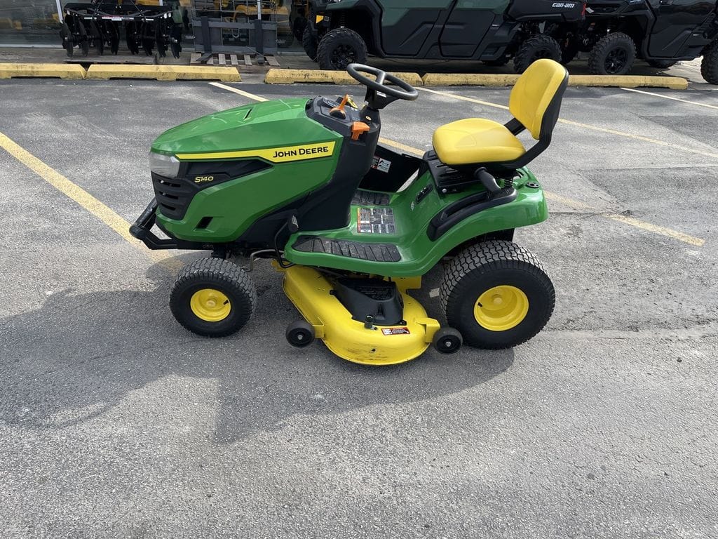2021 John Deere S140 Image