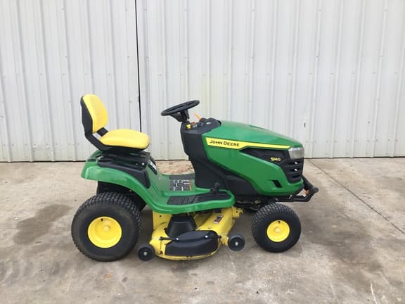Image of John Deere S140 equipment image 3