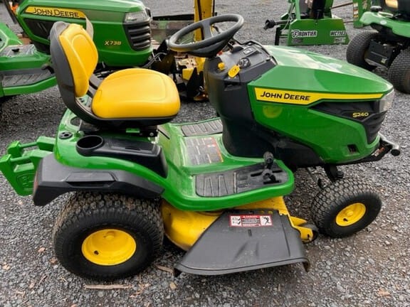 Main image John Deere S240