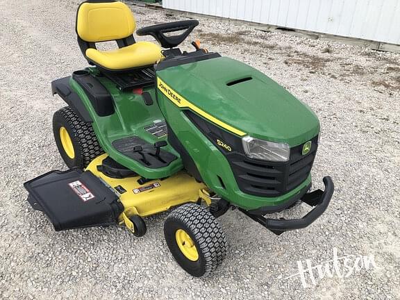 Image of John Deere S240 Primary image