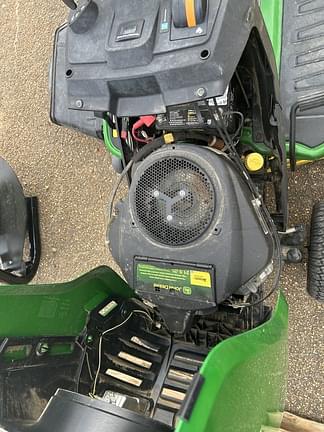 Image of John Deere S240 equipment image 4