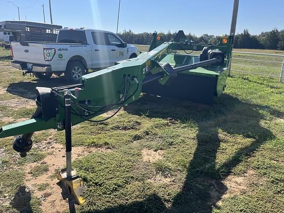 Image of John Deere S250 equipment image 2