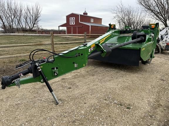 Image of John Deere S250 equipment image 2