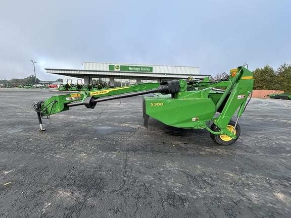 Image of John Deere S300 equipment image 1