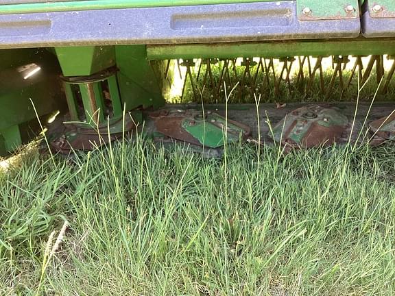 Image of John Deere S300 equipment image 4