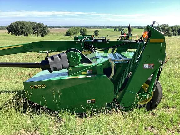 Image of John Deere S300 Primary image