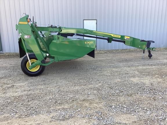 Image of John Deere S300 equipment image 3