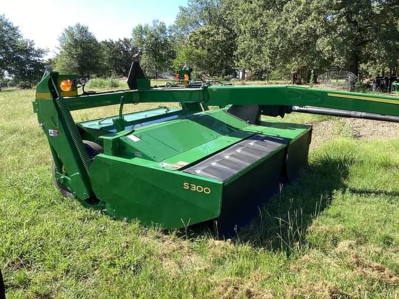 Image of John Deere S300 equipment image 3