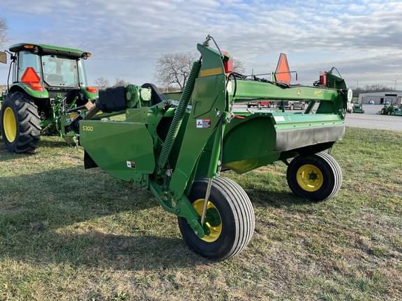 Image of John Deere S300 equipment image 4