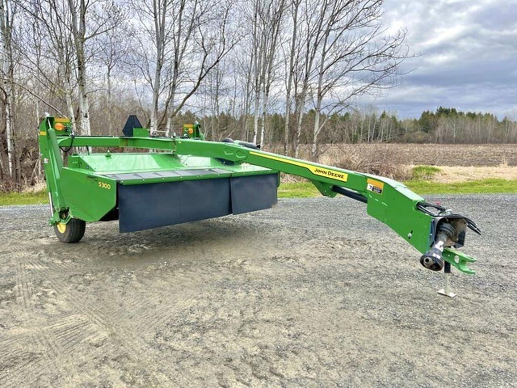 Image of John Deere S300 Primary image