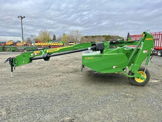 Image of John Deere S300 equipment image 3