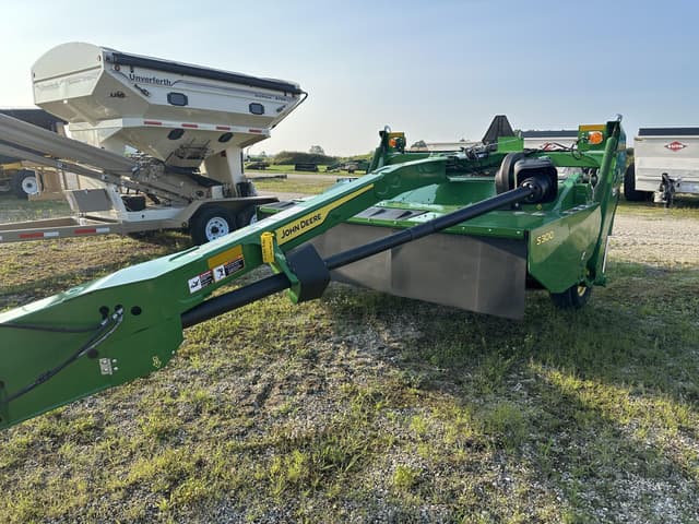 Image of John Deere S300 equipment image 2