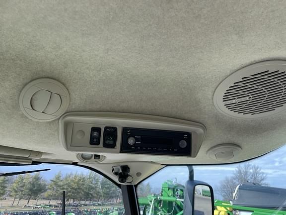 Main image John Deere S760 10