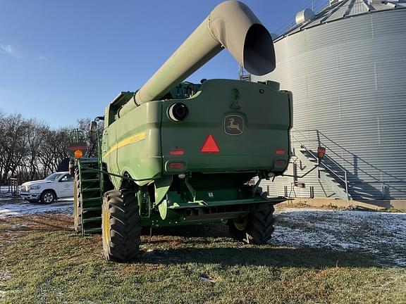 Image of John Deere S760 equipment image 4