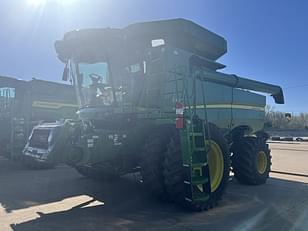 Main image John Deere S760 0