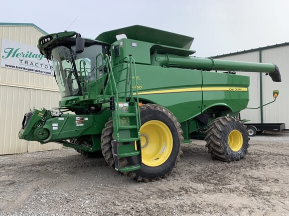 Main image John Deere S760