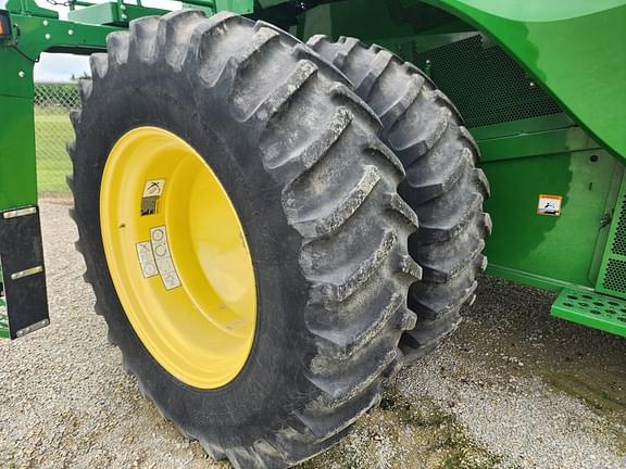 Image of John Deere S760 equipment image 4