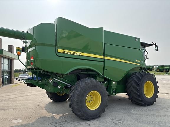 Image of John Deere S760 equipment image 3