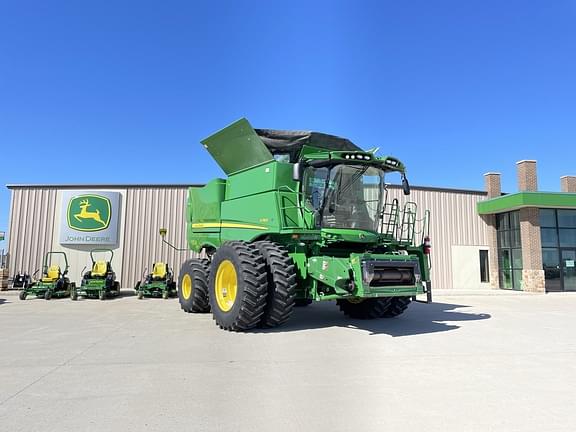 Image of John Deere S760 equipment image 1