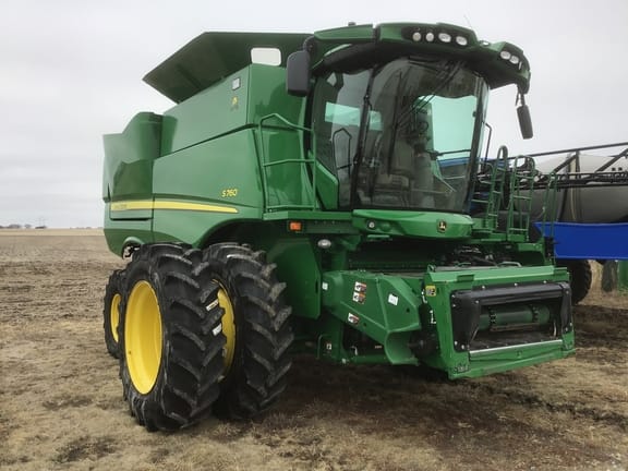 Main image John Deere S760