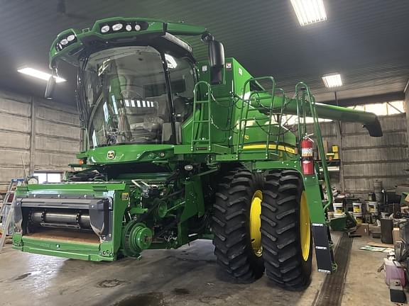 Image of John Deere S760 equipment image 2