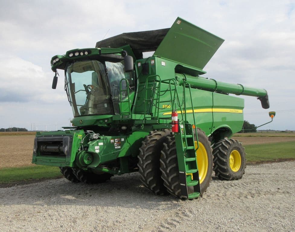 Image of John Deere S760 Primary image