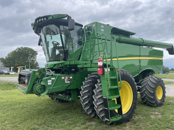 2021 John Deere S760 Equipment Image0