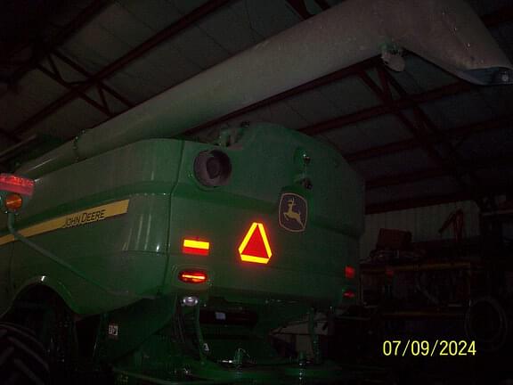 Image of John Deere S760 equipment image 3