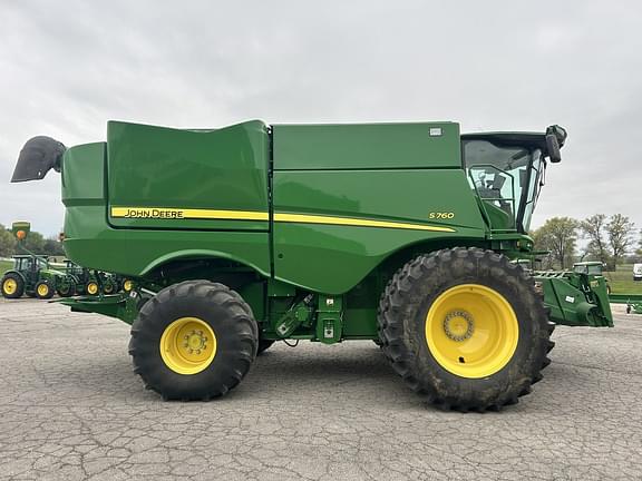 Image of John Deere S760 equipment image 4