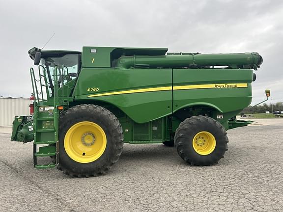 Image of John Deere S760 equipment image 1