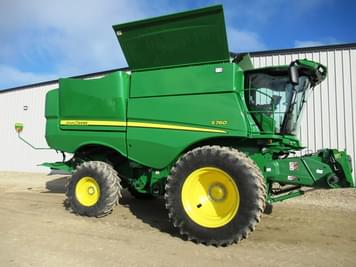 Main image John Deere S760