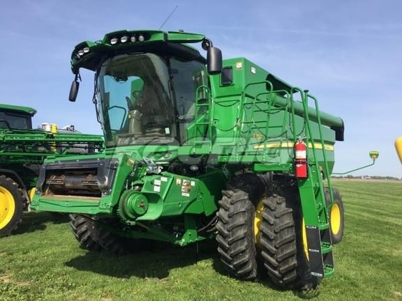 Main image John Deere S760