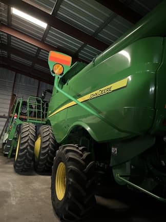 Main image John Deere S760