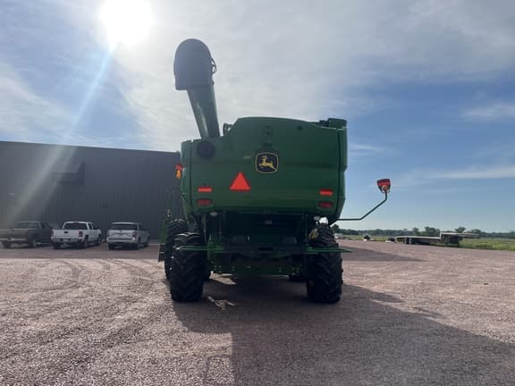 Image of John Deere S760 equipment image 4