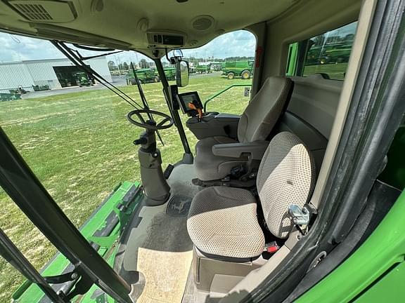 Image of John Deere S760 equipment image 4