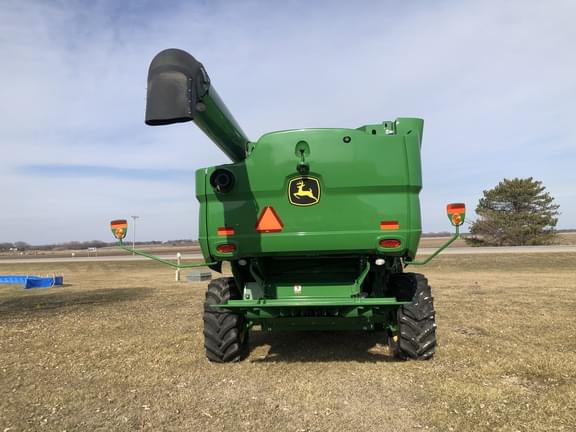Image of John Deere S760 equipment image 4
