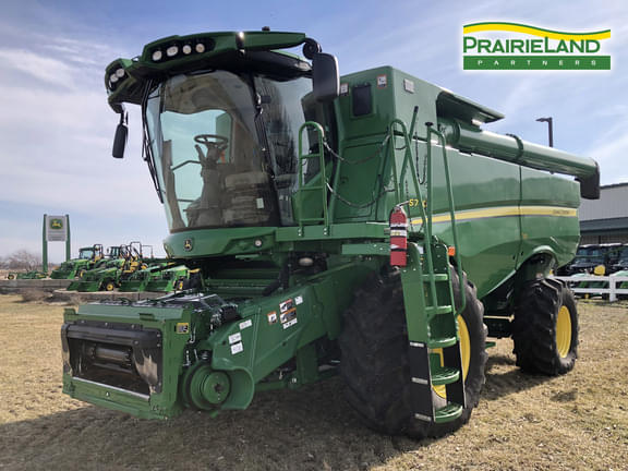 Image of John Deere S760 equipment image 1